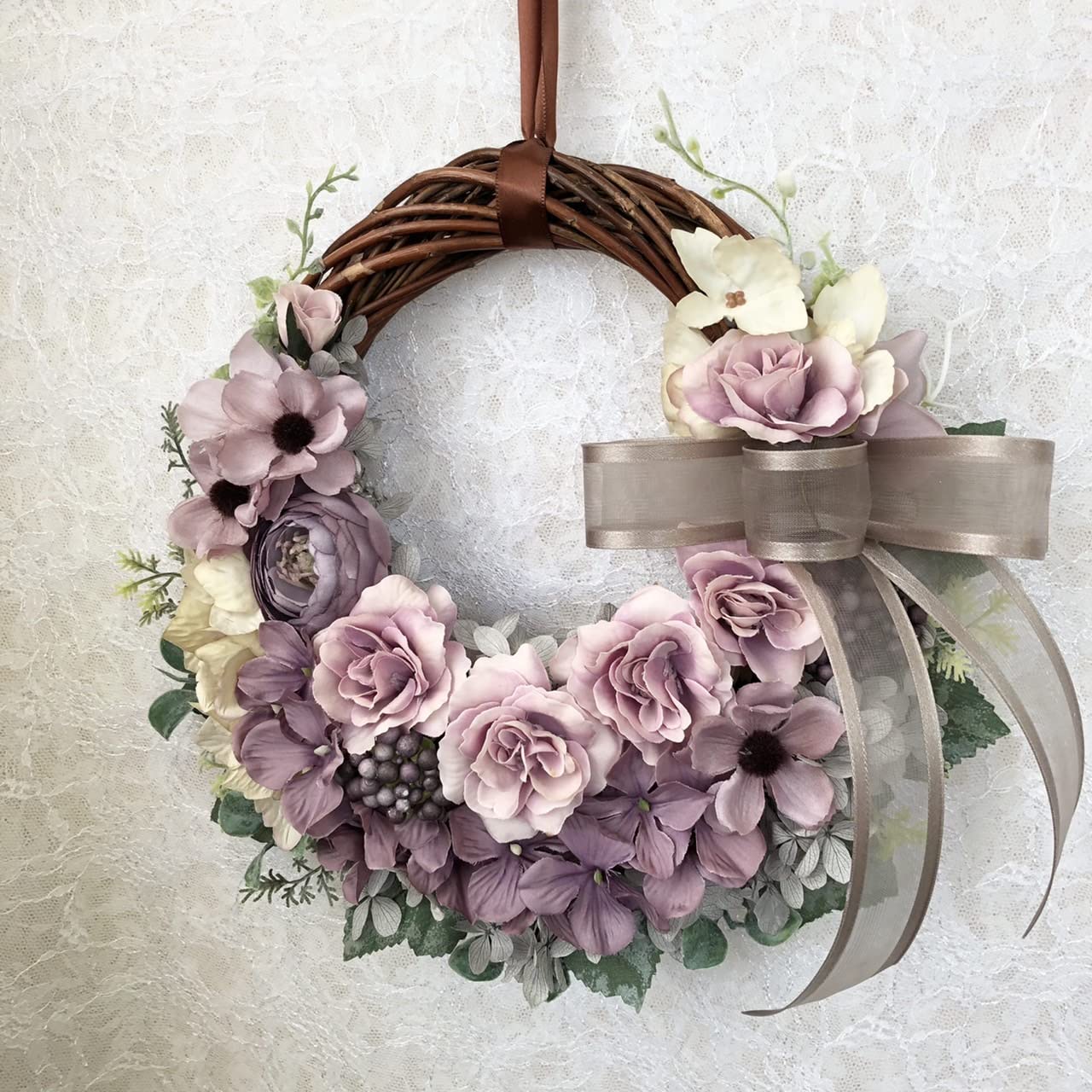 Amazon｜Lulu's ルルズ アンティーク風ばらのリース アーティ